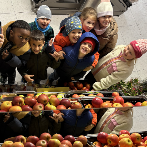 Die Klasse 1a beim Schmatzi-Projekt